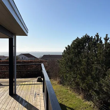 Dom wakacyjny In V With House Sea View
